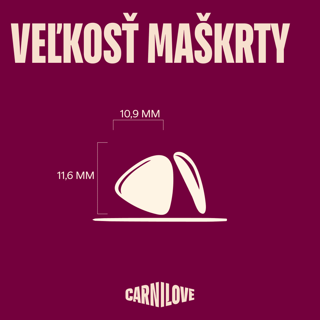 Pamlsok CARNILOVE Crunchy pre dospelé mačky jahňa s černicami 50 g
