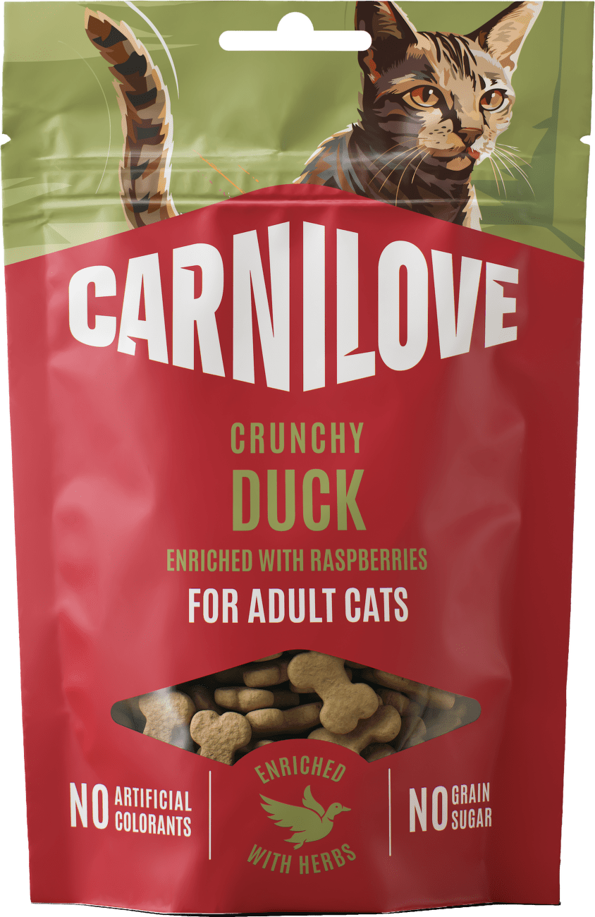 Pamlsek CARNILOVE Crunchy pro dospělé kočky kachna s malinami 50 g