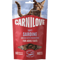 Pamlsek CARNILOVE Soft pro dospělé kočky sardinka s jahodou 50 g